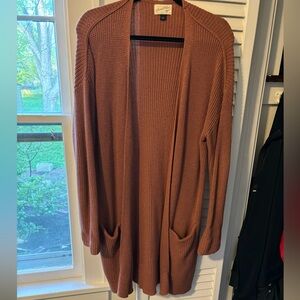 Long knit cardigan with pockets! Perfect for spring!